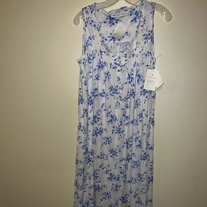 Eileen, West petite small long maxi, cotton gown